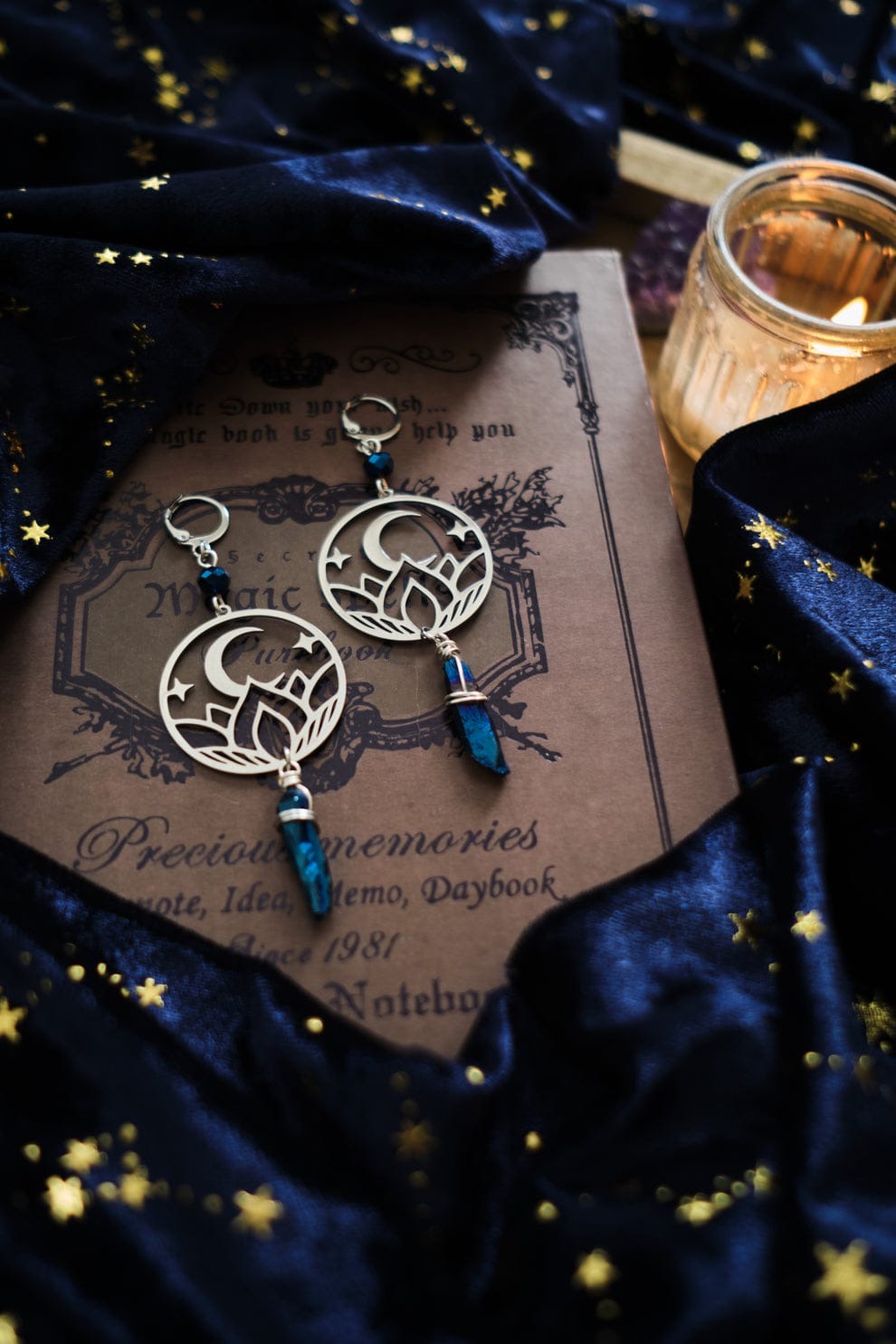 Pendientes Luna con Puntas de Cuarzo, Aretes Místicos de Nebula x Craft
