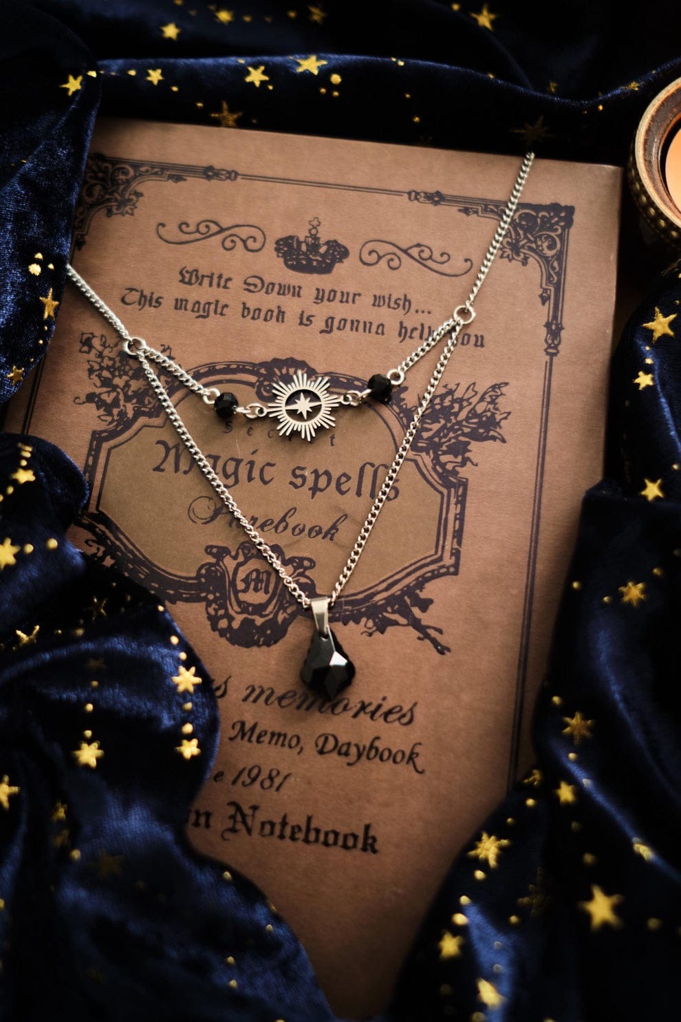 Collar Doble Celestial, color plateado y negro de Nebula x Craft
