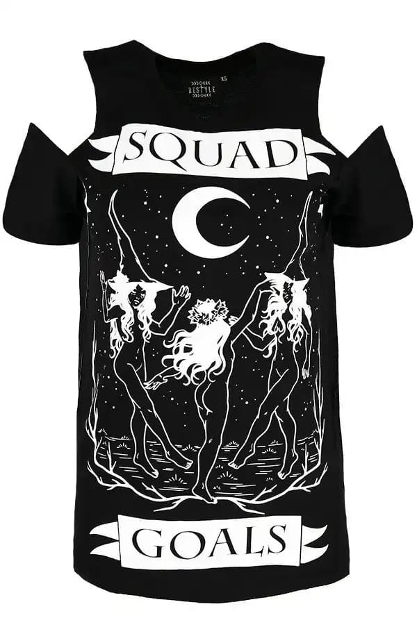 Camiseta Black Witches con hombros descubiertos - Squad Goals de Restyle