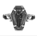 Anillo acero inoxidable forma de ataúd con rosa escondida
