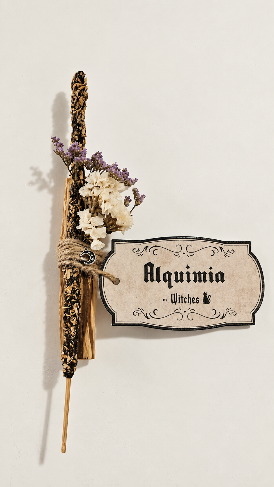 Atado de Palo Santo Alquimia con incienso natural, ramillete de flores secas y luna mágica